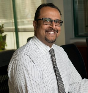 head shot of Aditya Ramamurthy
