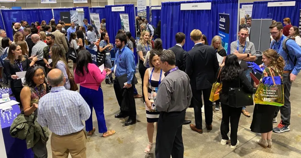 Image of crowd networking at WEFTEC event for Students and Young Professionals